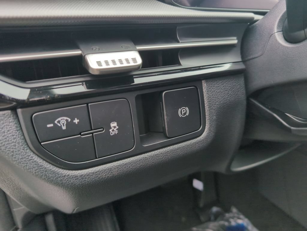 New 2026 Kia Sorento EX AWD/4WD image 16
