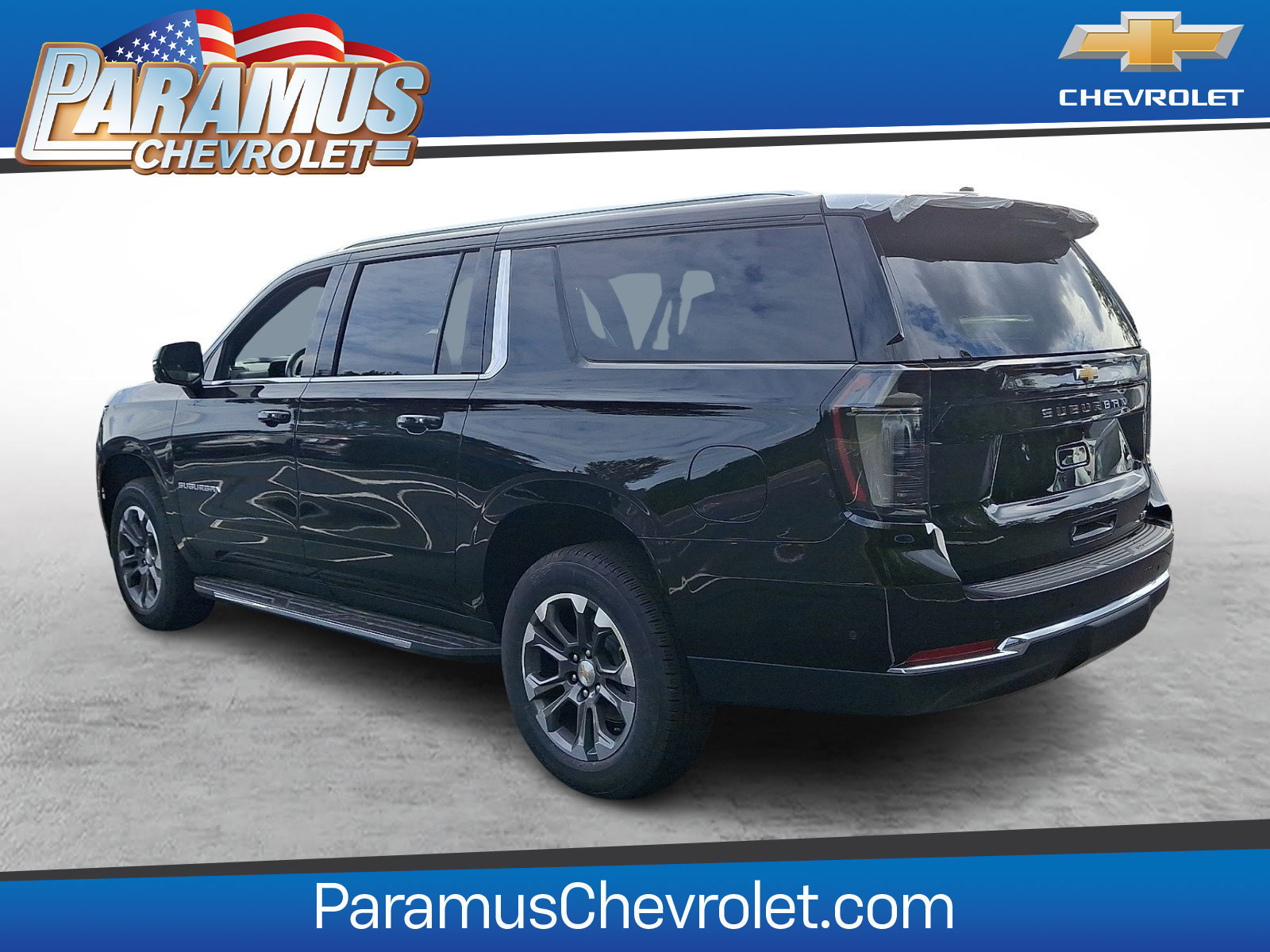 New 2026 Chevrolet Suburban LT w/ Comfort Package AWD/4WD image 3