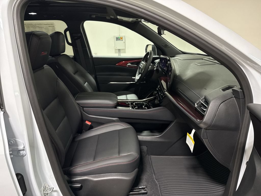 New 2026 Chevrolet Traverse Z71 w/ Enhanced Driving Package AWD/4WD image 22