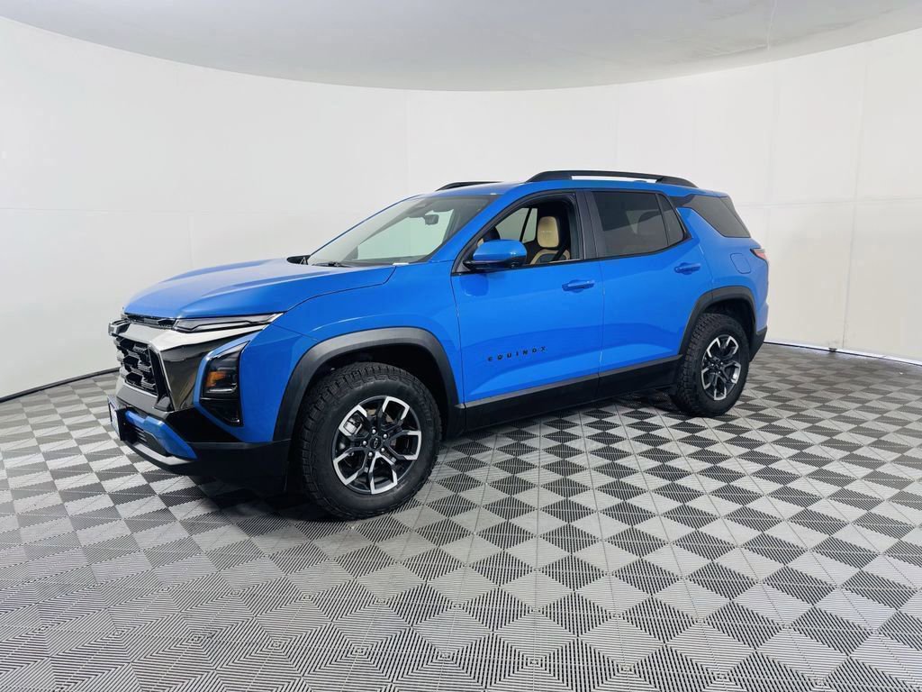 Used 2025 Chevrolet Equinox ACTIV w/ Safety and Technology Package image 4