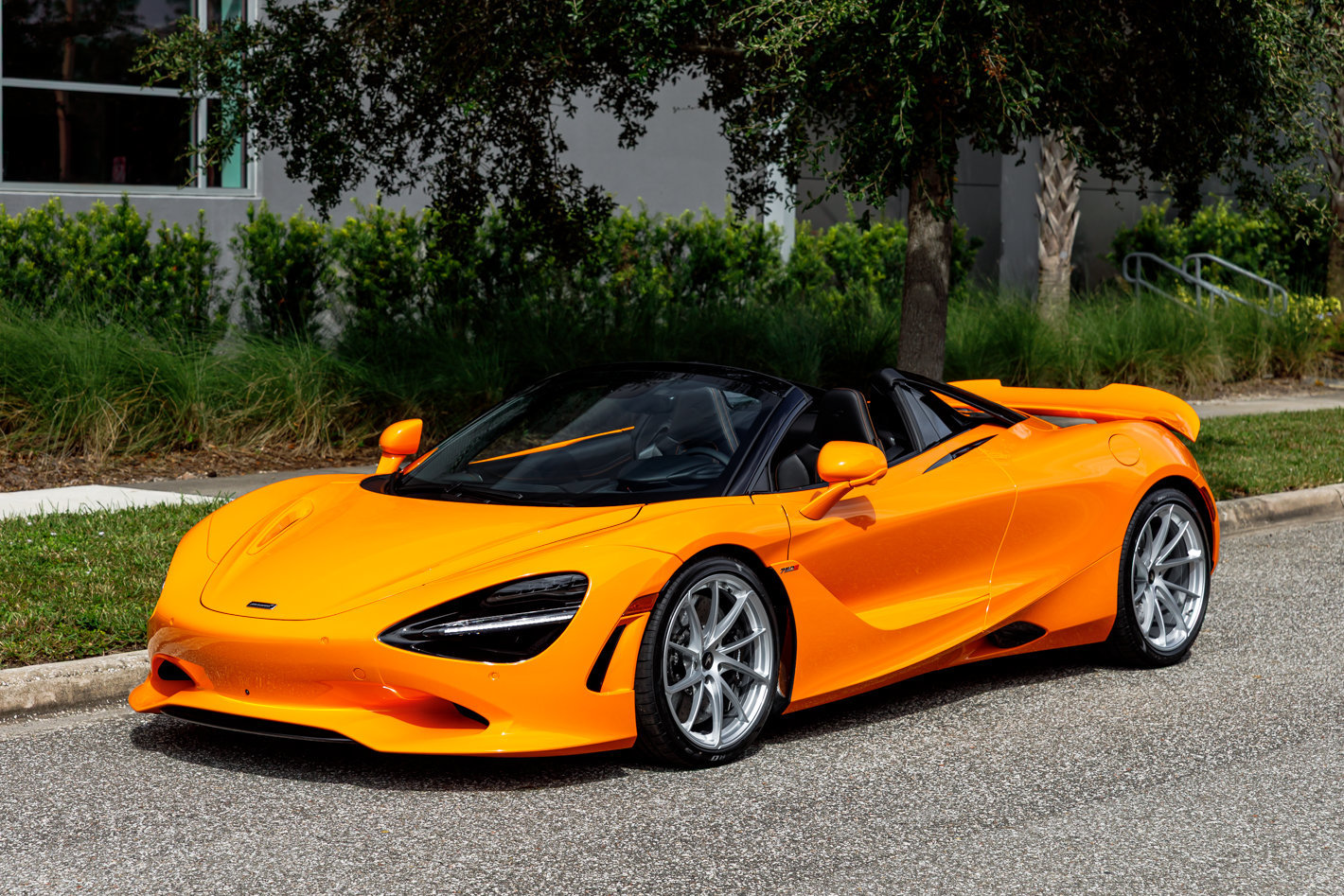 New 2027 McLaren 750S Spider RWD image 22