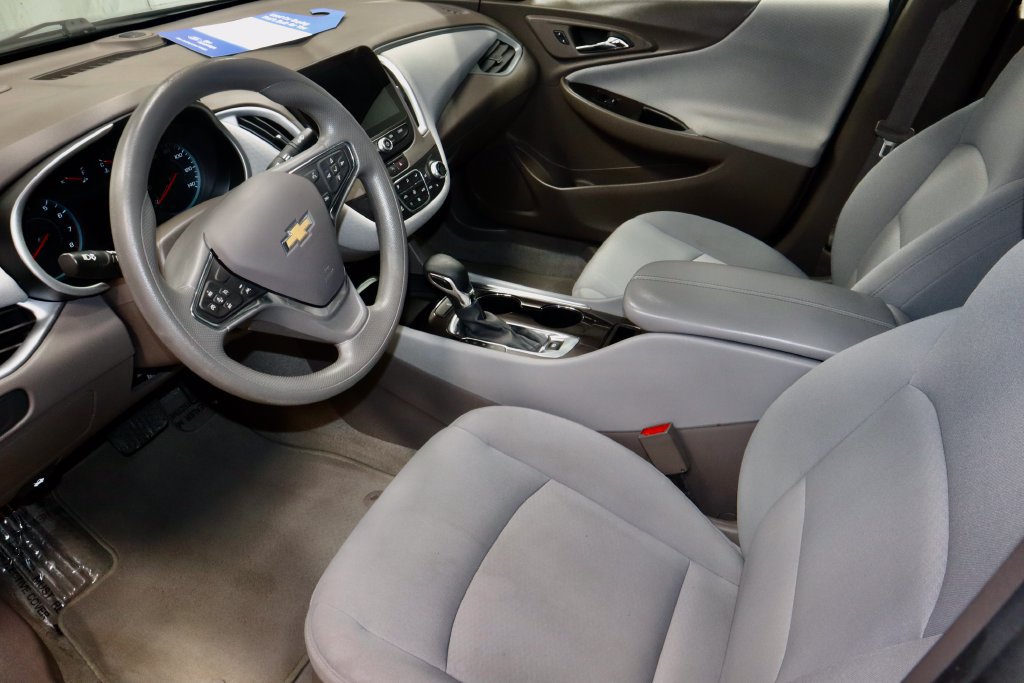 Used 2023 Chevrolet Malibu LT FWD image 22