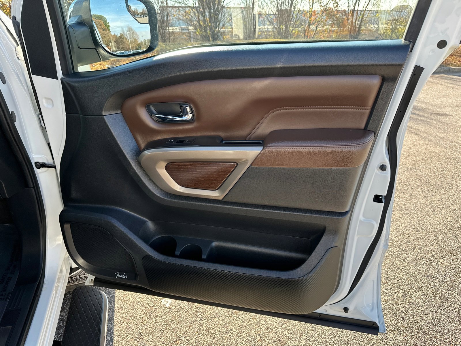 Certified 2021 Nissan Titan Platinum Reserve w/ Moonroof Package image 14