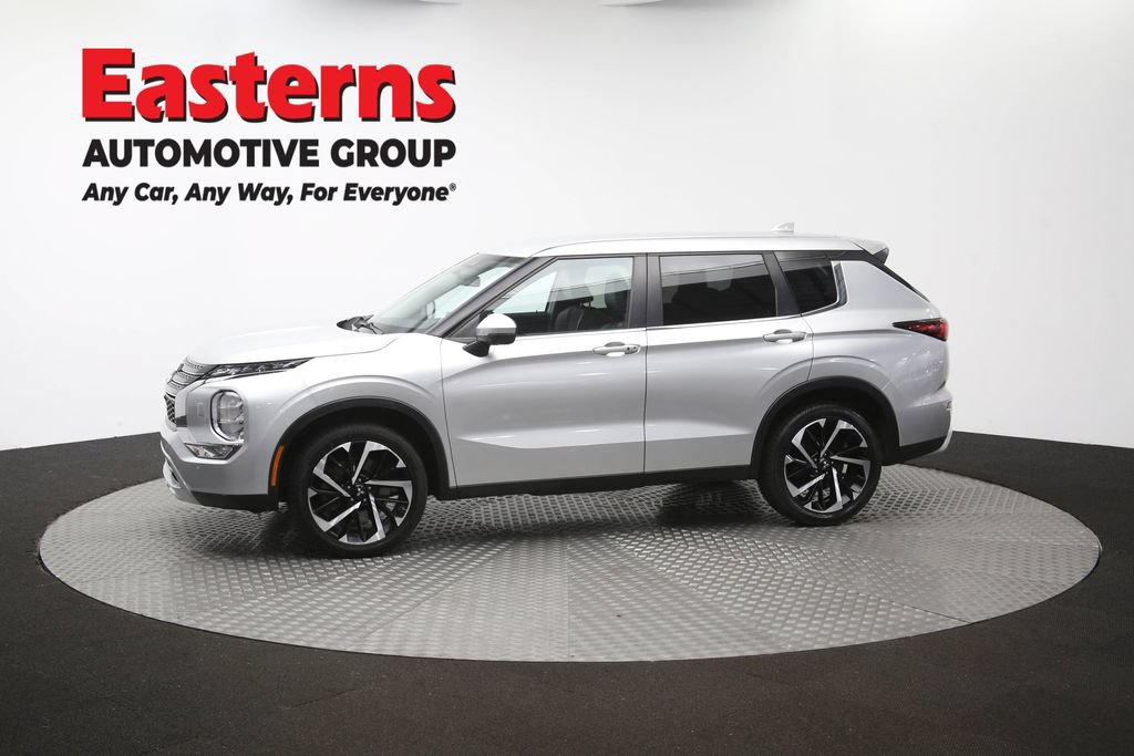 Used 2024 Mitsubishi Outlander SE AWD/4WD image 58