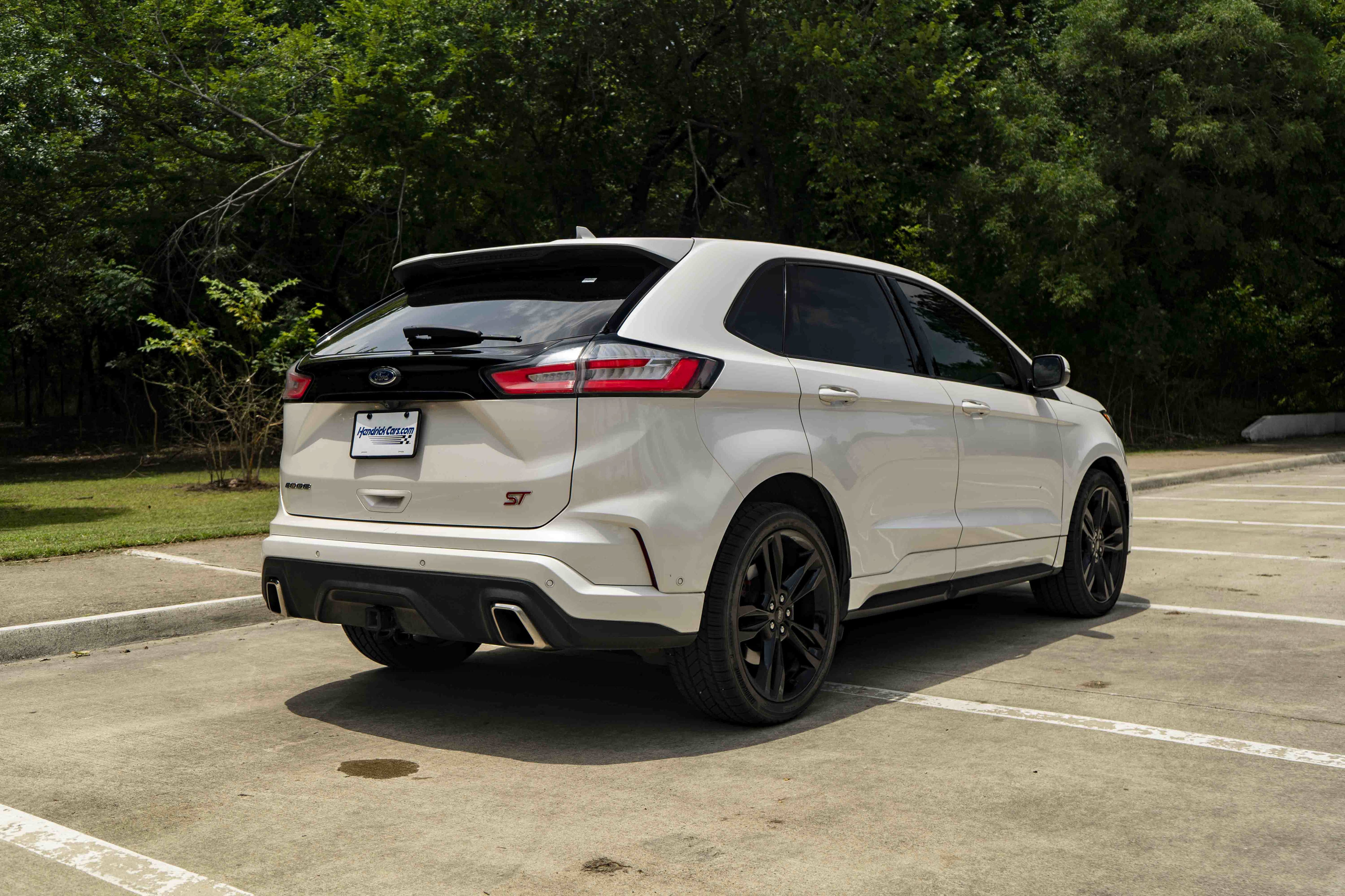 Used 2019 Ford Edge ST w/ Equipment Group 401A AWD/4WD image 9