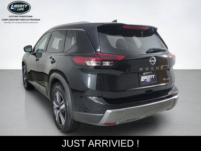 Used 2026 Nissan Rogue SL AWD/4WD image 5