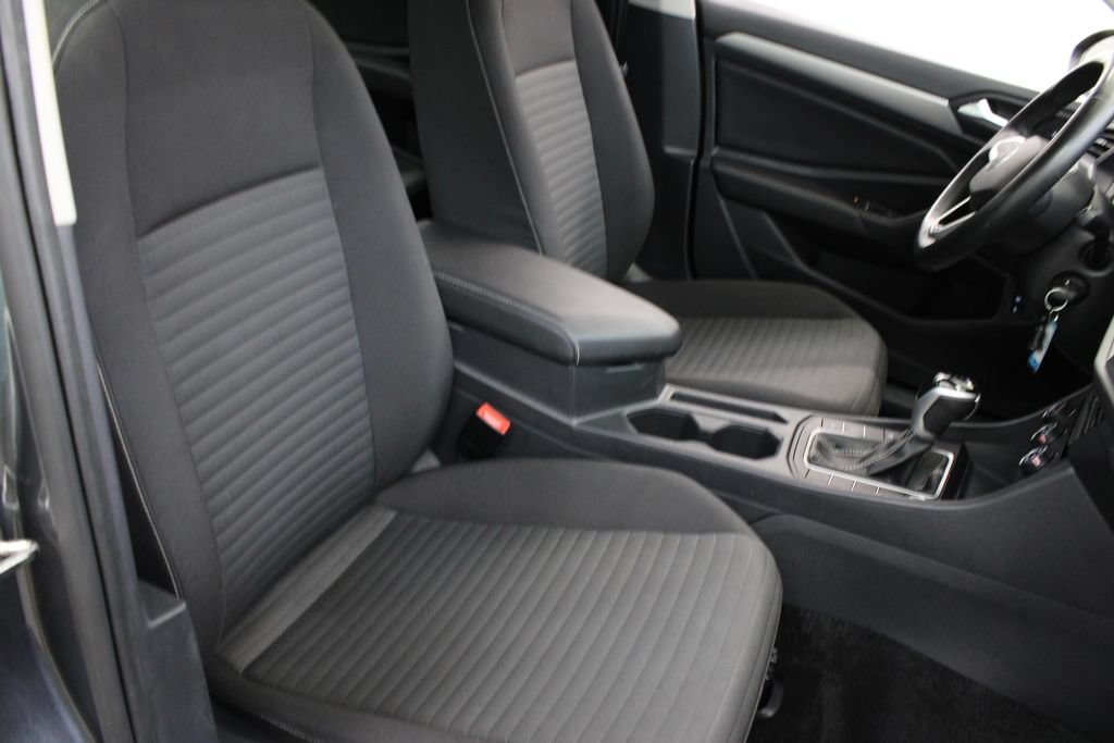 Certified 2024 Volkswagen Jetta S FWD image 21