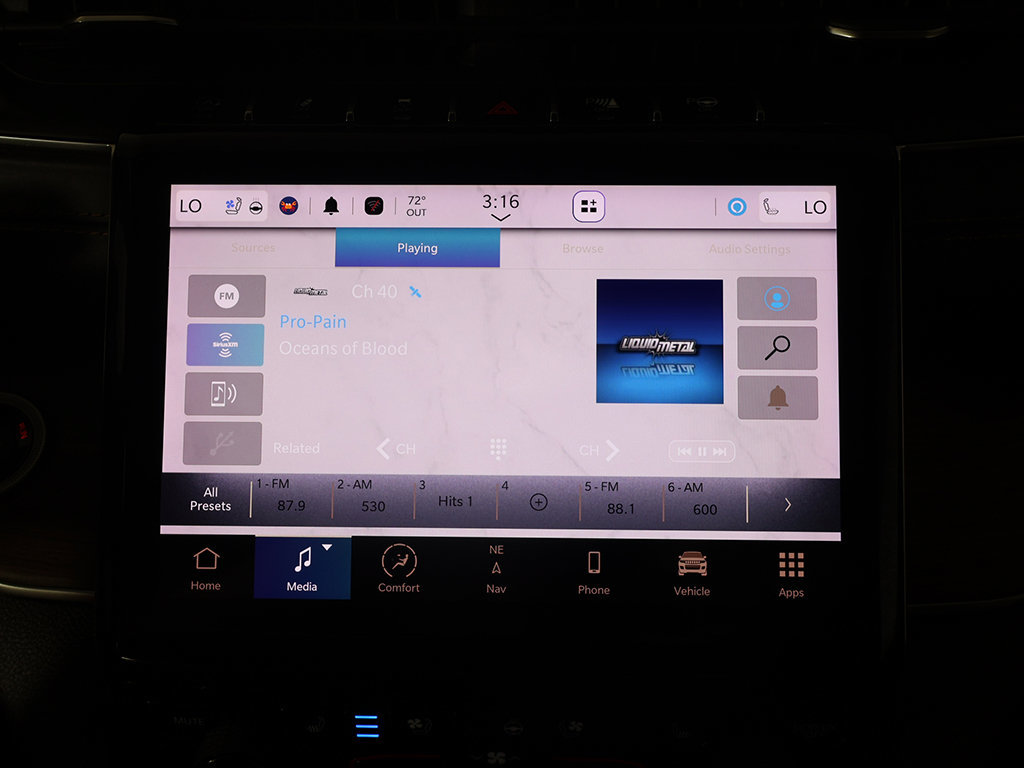 Used 2023 Jeep Grand Cherokee Summit w/ Luxury Tech Group V AWD/4WD image 47
