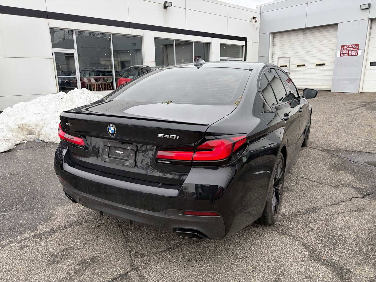 Certified 2023 BMW 540i xDrive w/ M Sport Package image 6