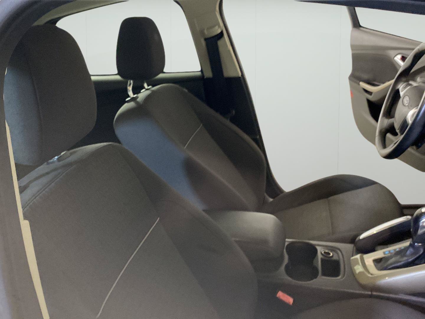 Used 2012 Ford Focus SEL FWD image 30