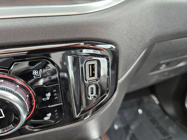 New 2026 GMC Sierra 1500 SLT w/ SLT Premium Package AWD/4WD image 34