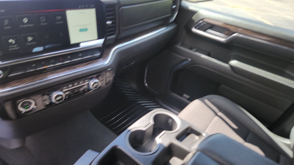Used 2024 GMC Sierra 1500 SLE AWD/4WD image 23