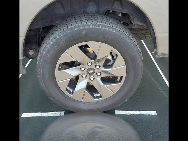 Used 2023 Ford F150 Lightning Lariat w/ Equipment Group 511A High AWD/4WD image 32