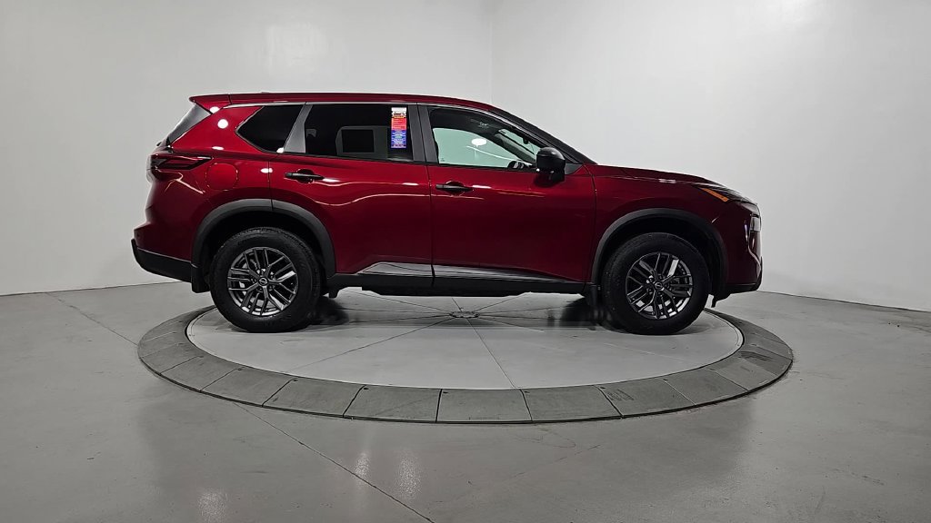 Certified 2025 Nissan Rogue S AWD/4WD image 8