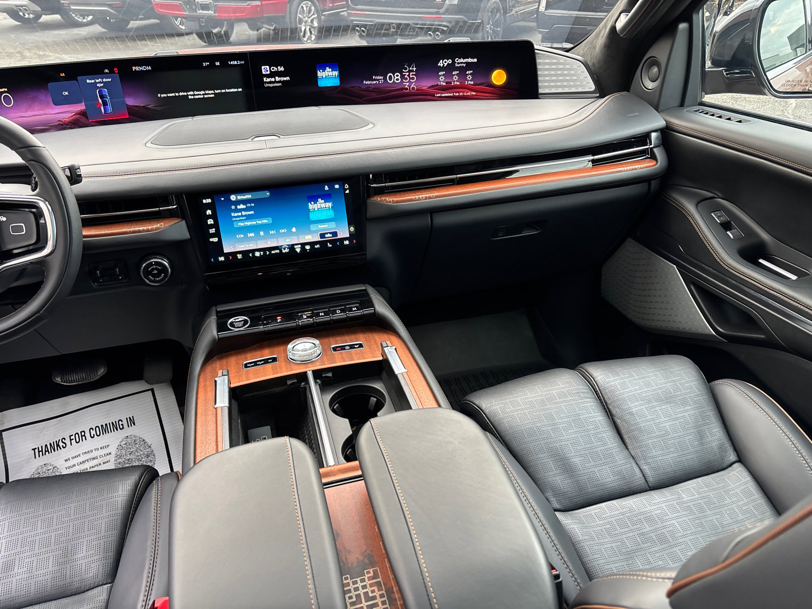 New 2025 Lincoln Navigator L Black Label AWD/4WD image 31