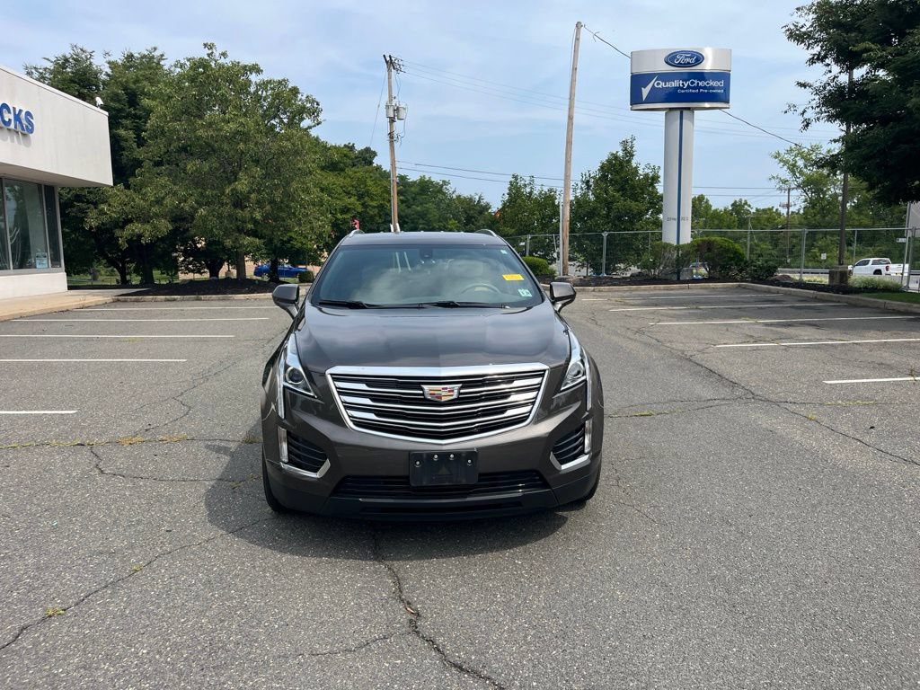 Used 2019 Cadillac XT5 AWD image 2