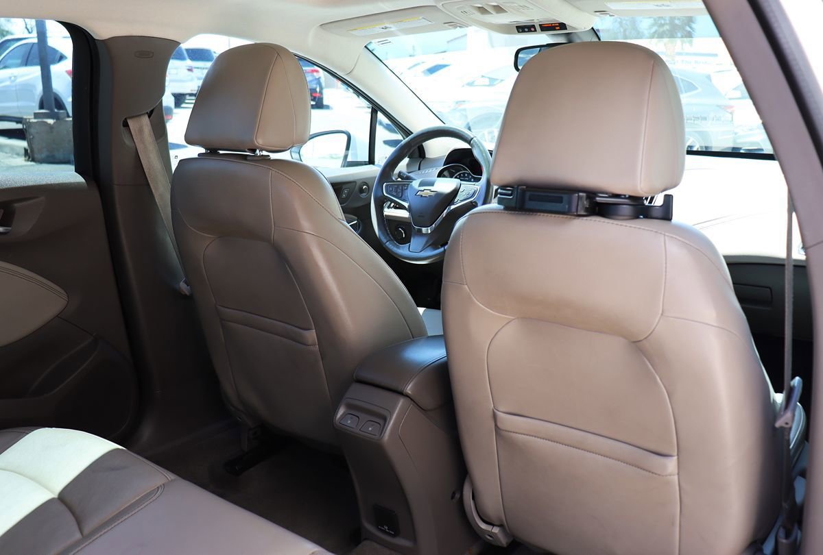 Used 2016 Chevrolet Cruze Premier FWD image 28