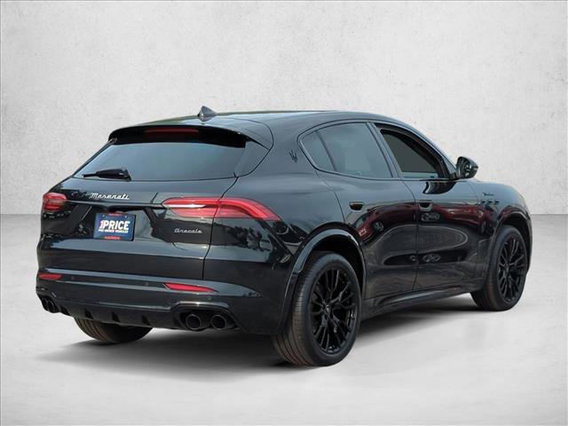 Used 2025 Maserati Grecale Modena image 5