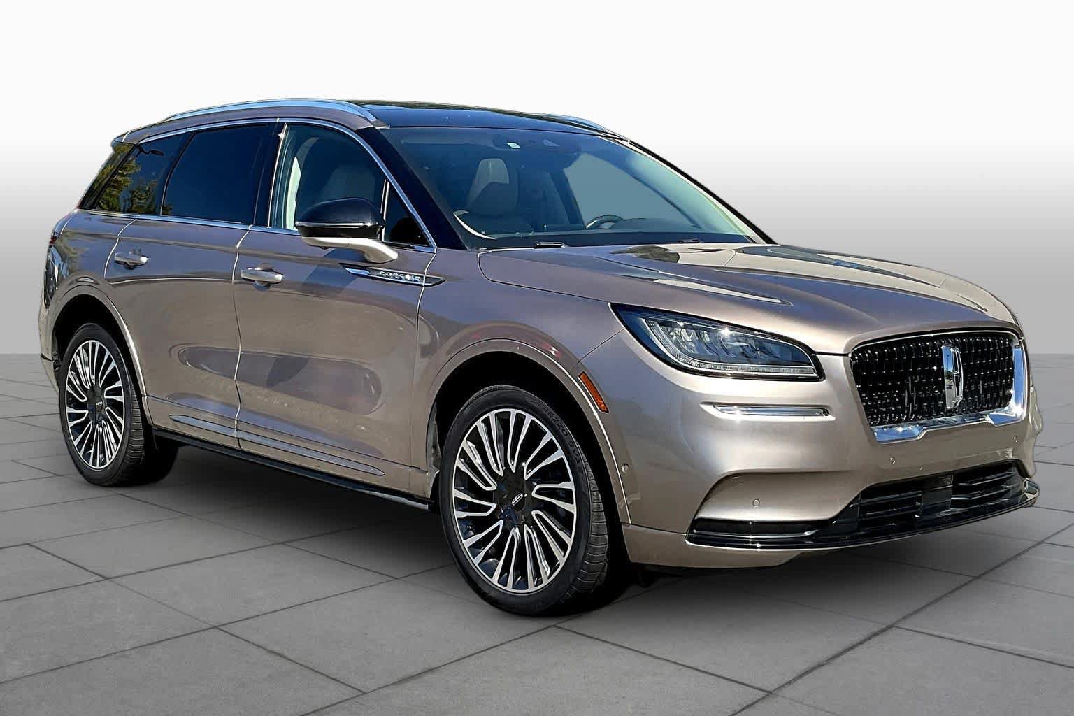 Used 2021 Lincoln Corsair Reserve AWD/4WD image 3