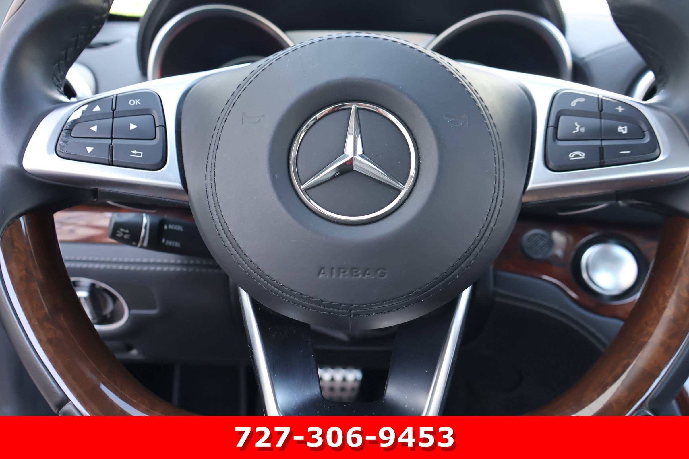 Used 2017 Mercedes-Benz SL 550 image 23