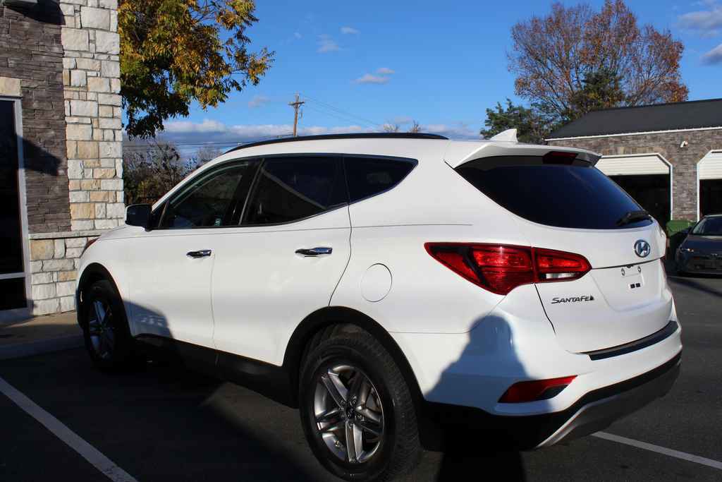Used 2017 Hyundai Santa Fe Sport FWD image 9