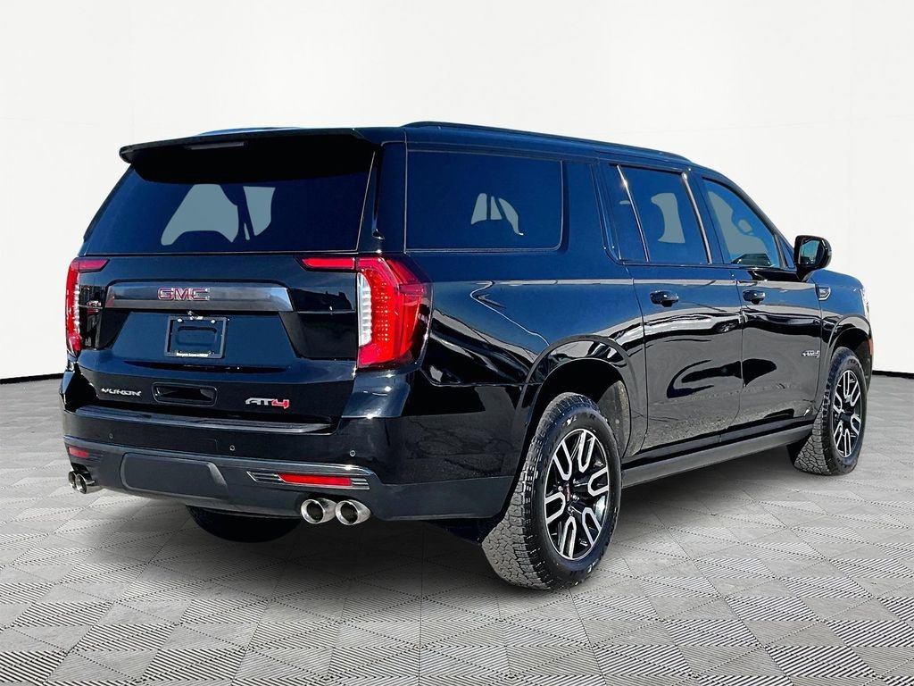 Used 2022 GMC Yukon XL AT4 image 6
