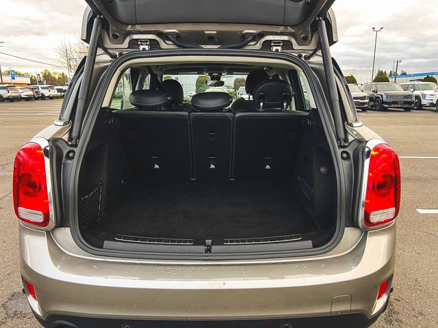 Used 2019 MINI Cooper Countryman SE w/ Driver Assistance Package image 9