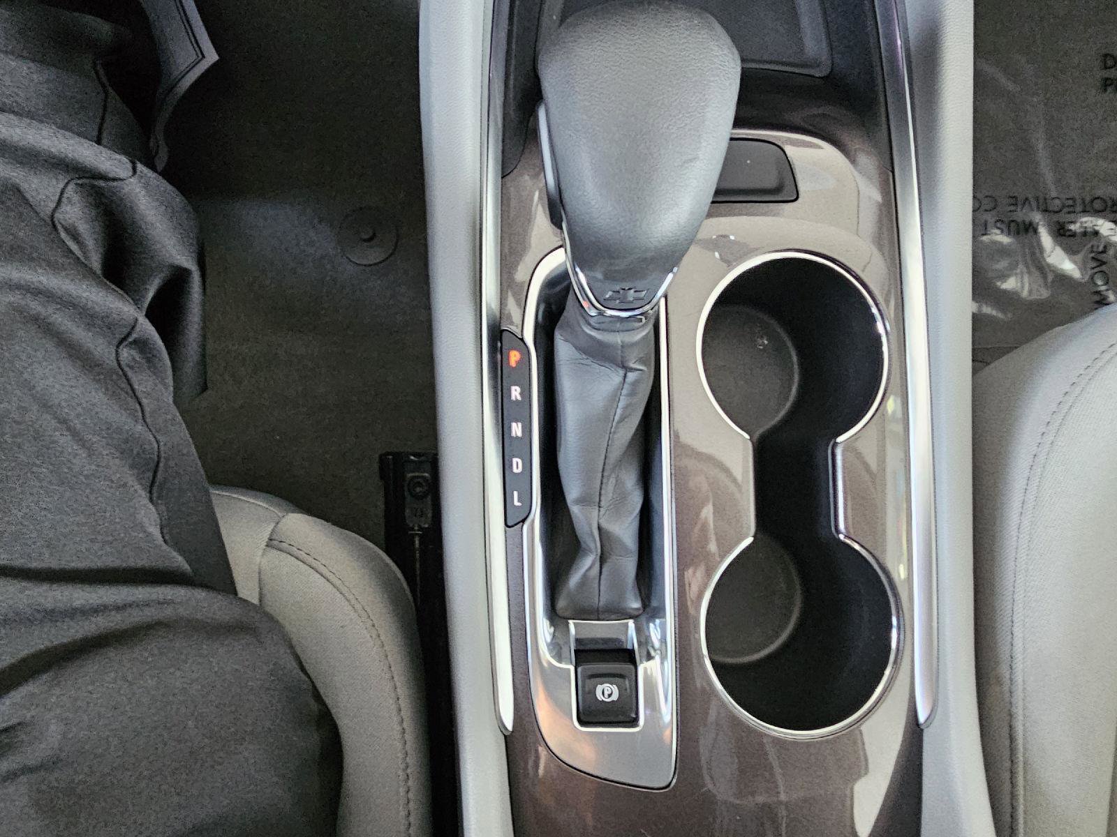 Used 2022 Chevrolet Malibu LT image 25