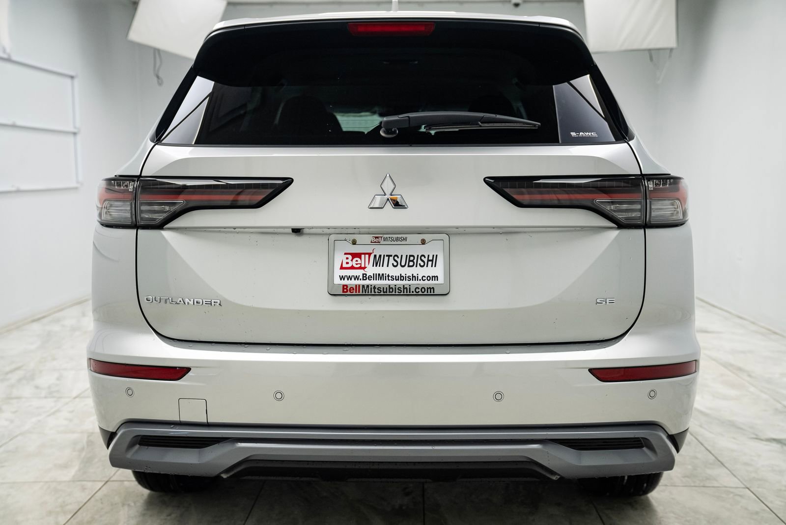 Used 2025 Mitsubishi Outlander SEL AWD/4WD image 8