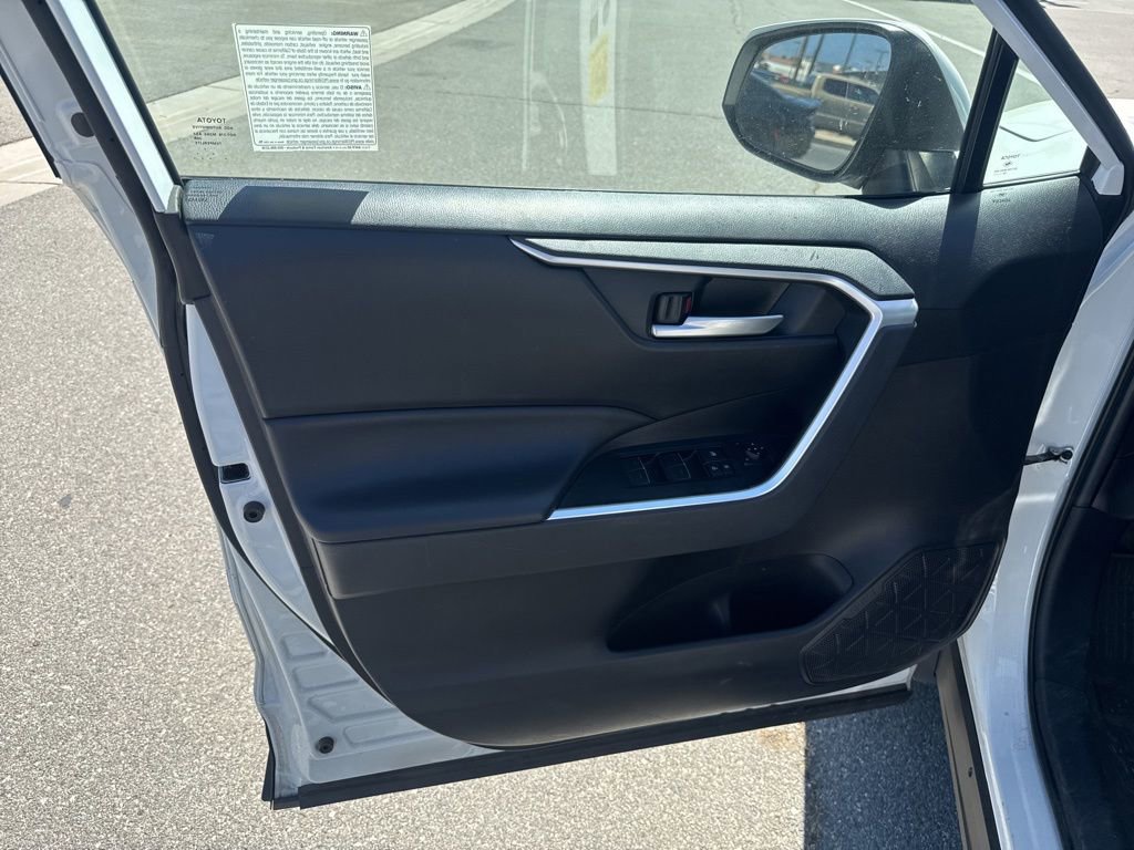 Used 2024 Toyota RAV4 XLE image 12