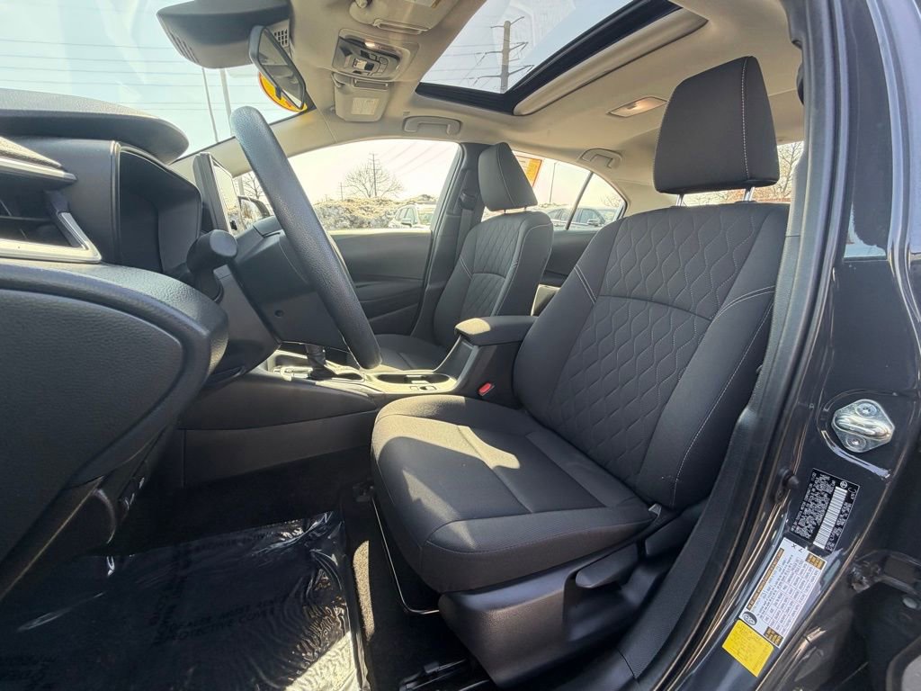 Used 2023 Toyota Corolla LE w/ LE Premium Package image 15