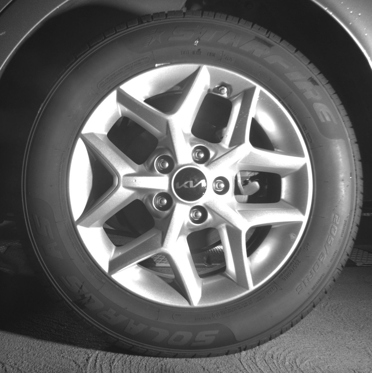 Used 2025 Kia Soul LX w/ LX Technology Package FWD image 21