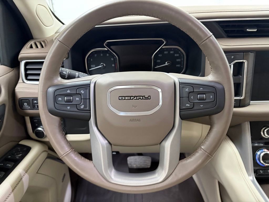 Used 2021 GMC Yukon Denali w/ Advanced Technology Package AWD/4WD image 19