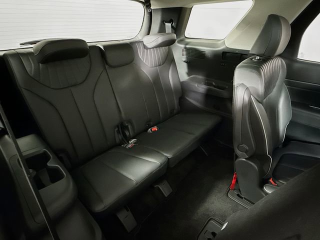 Used 2023 Hyundai Palisade Limited image 30
