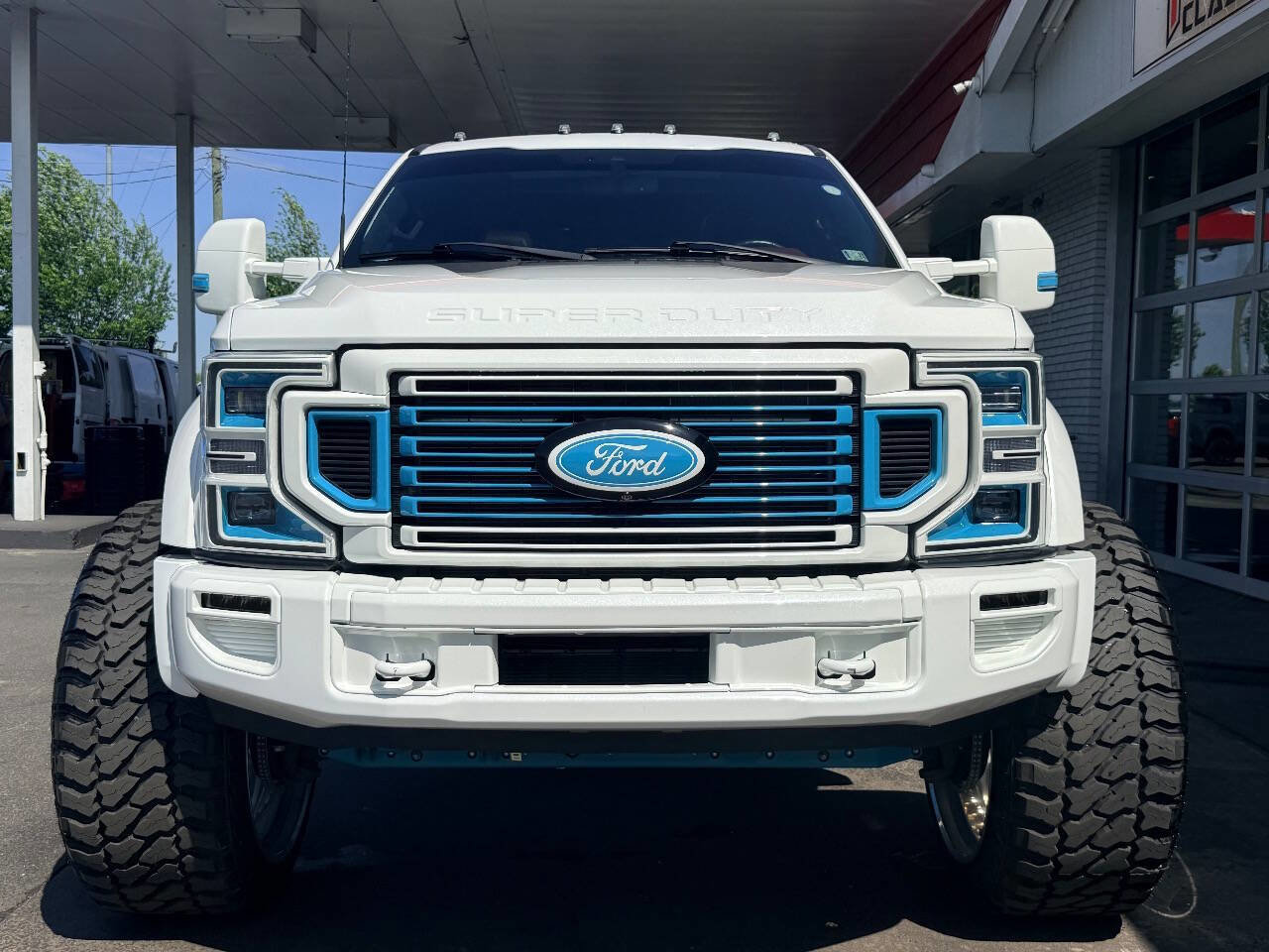 Used 2022 Ford F450 Platinum w/ FX4 Off-Road Package AWD/4WD image 15