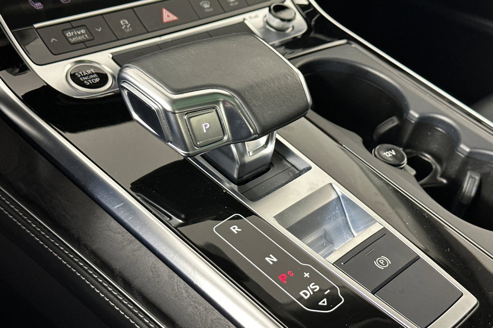 Used 2023 Audi Q8 Premium Plus w/ Premium Plus Package image 21