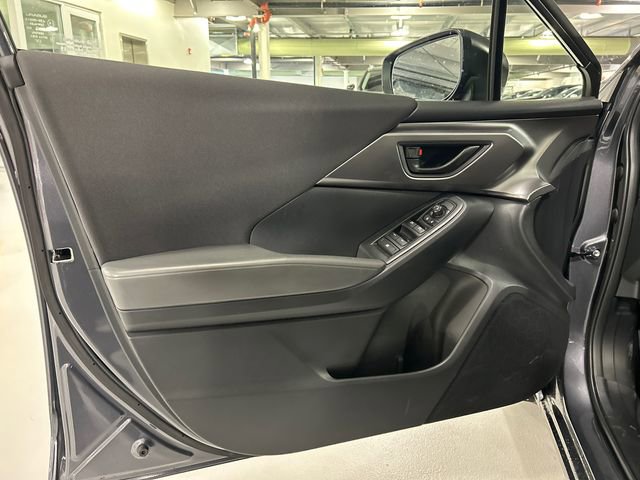 Certified 2025 Subaru Impreza 2.0i image 9