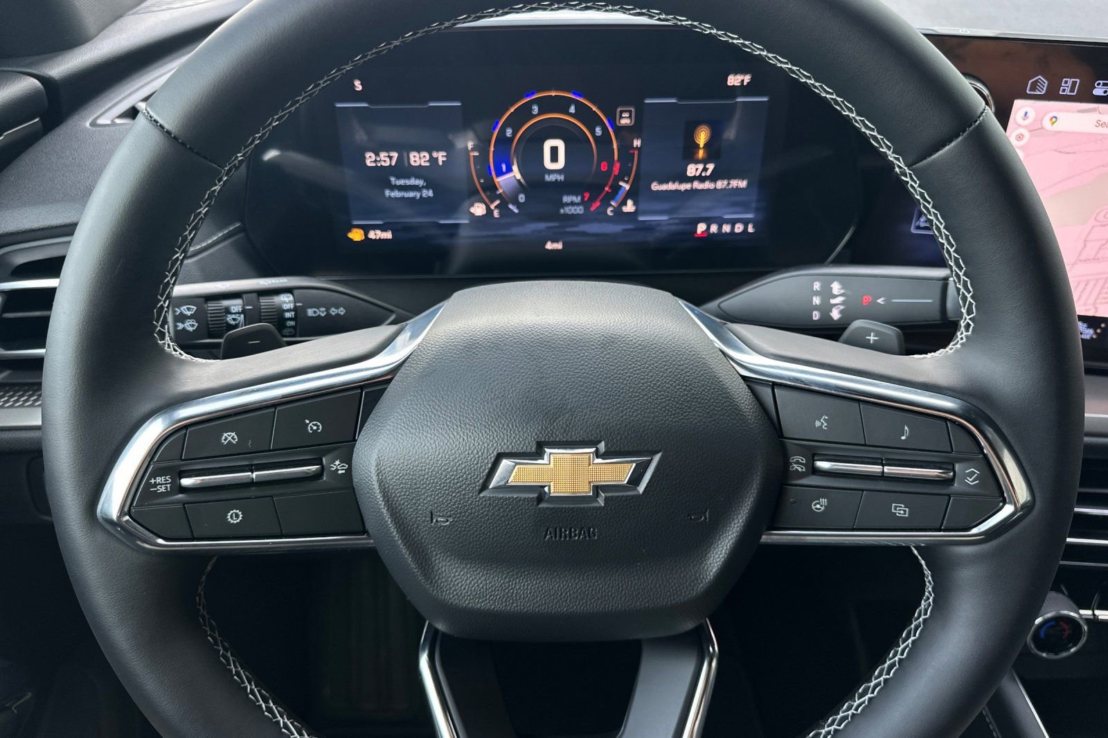 New 2026 Chevrolet Traverse LT FWD image 25