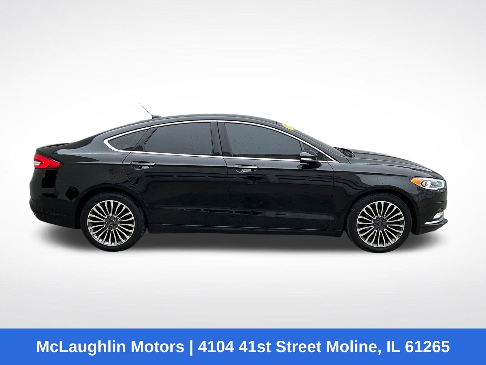 Used 2017 Ford Fusion SE w/ Fusion SE Technology Package AWD/4WD image 21