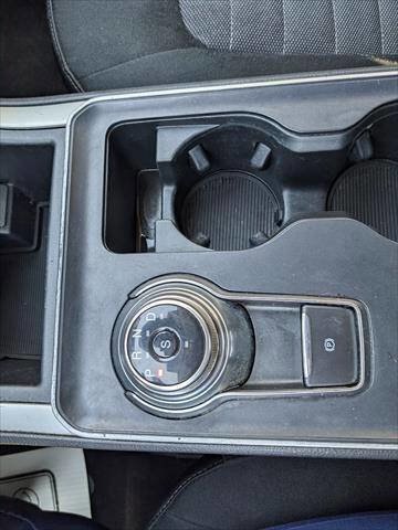 Used 2021 Ford Edge SE image 22