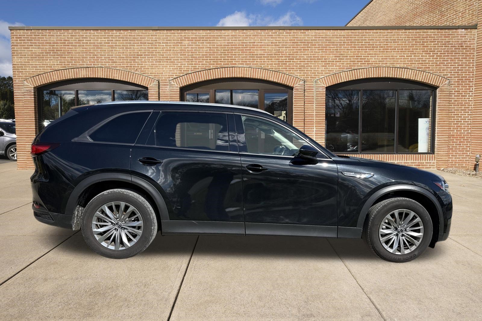 Certified 2025 MAZDA CX-90 3.3 Turbo w/ Preferred Package AWD/4WD video 3
