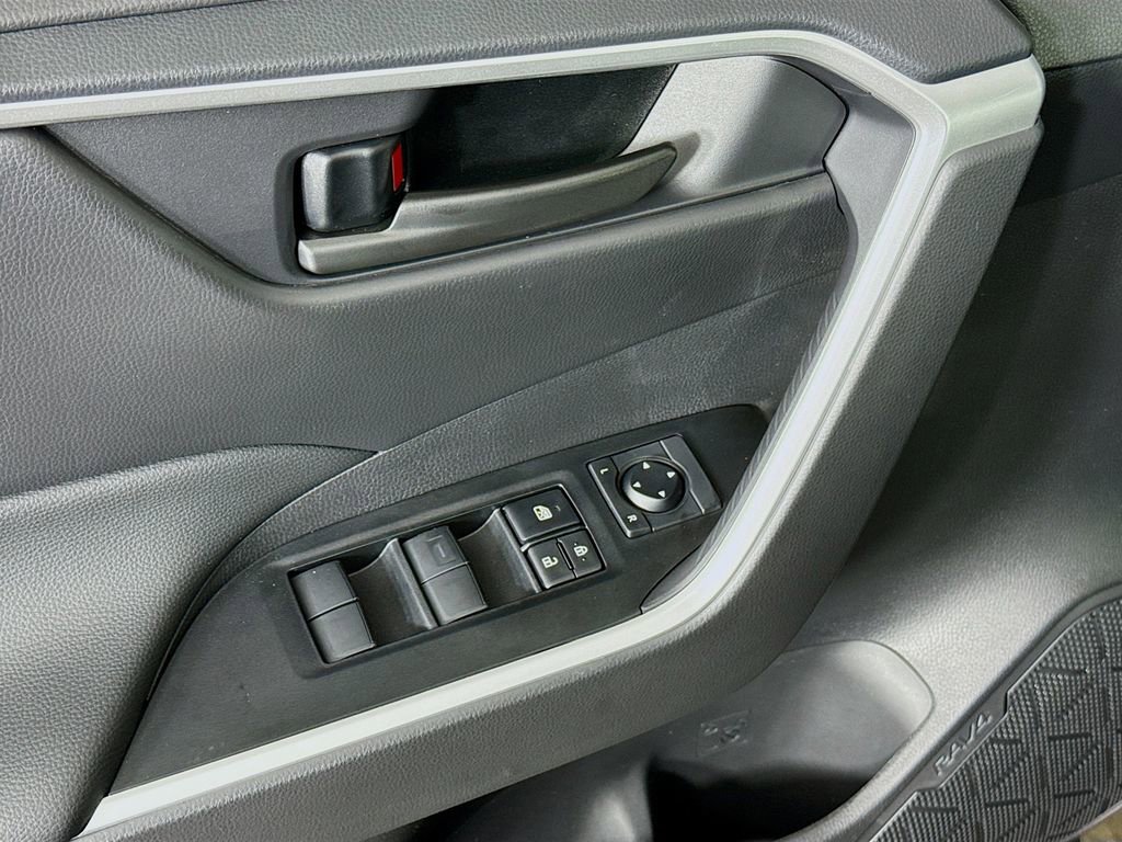 New 2025 Toyota RAV4 LE image 12