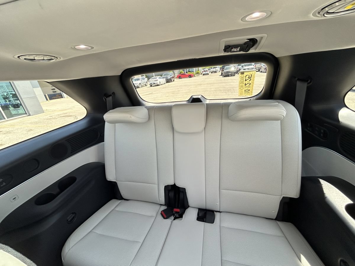 Used 2026 Hyundai Palisade Calligraphy AWD/4WD image 15