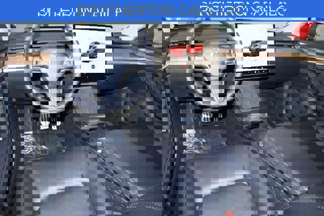 Used 2023 Tesla Model 3 Performance image 29