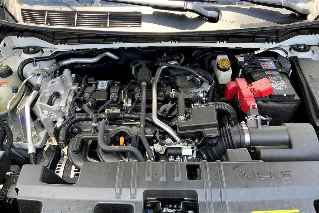 Used 2025 Nissan Kicks SV image 20