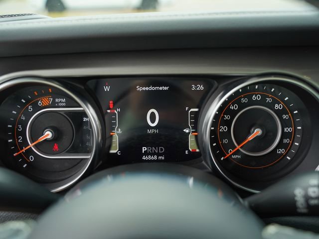 Used 2020 Jeep Wrangler Unlimited Sahara AWD/4WD image 30