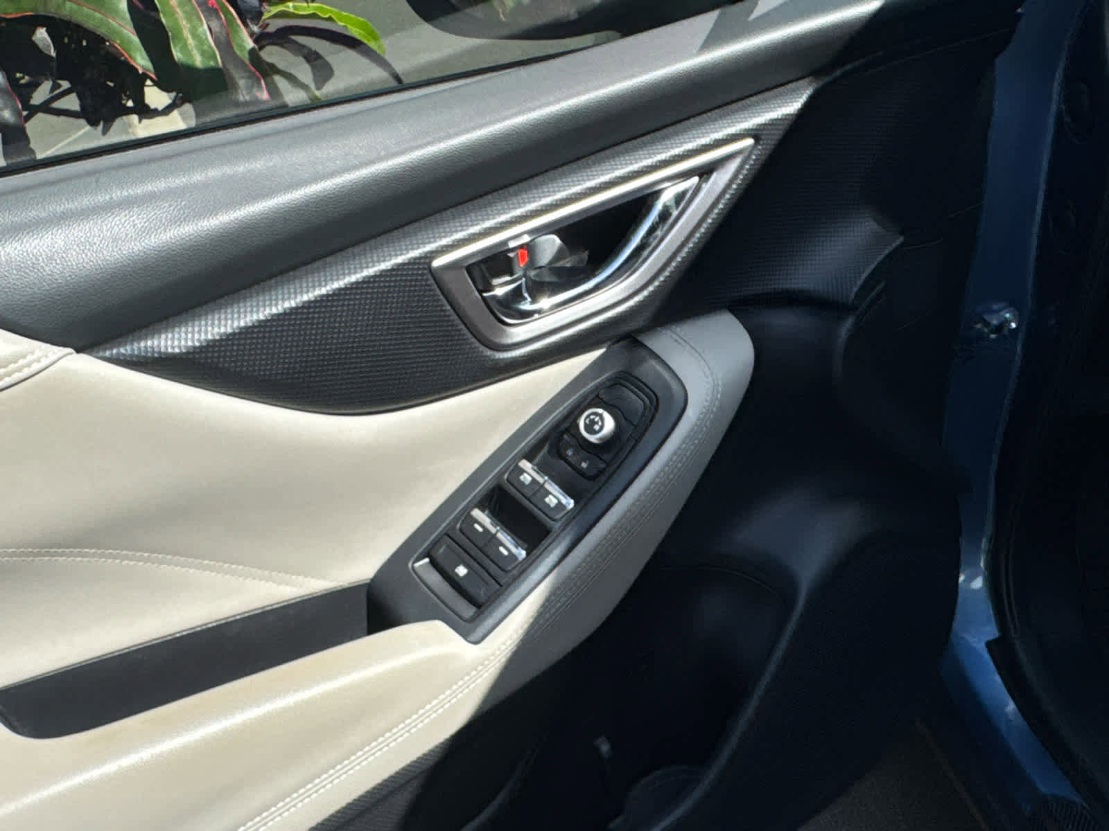 Used 2019 Subaru Forester Limited AWD/4WD image 9