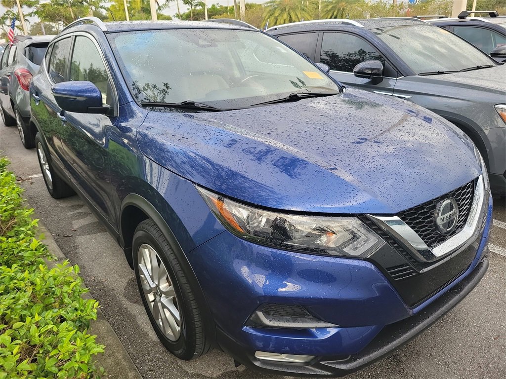 Used 2021 Nissan Rogue Sport SV image 4
