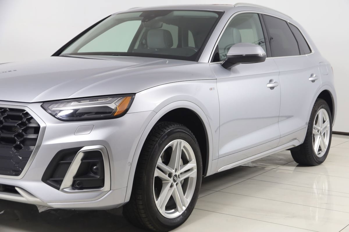 Used 2021 Audi Q5 e Prestige w/ Prestige Package AWD/4WD image 59