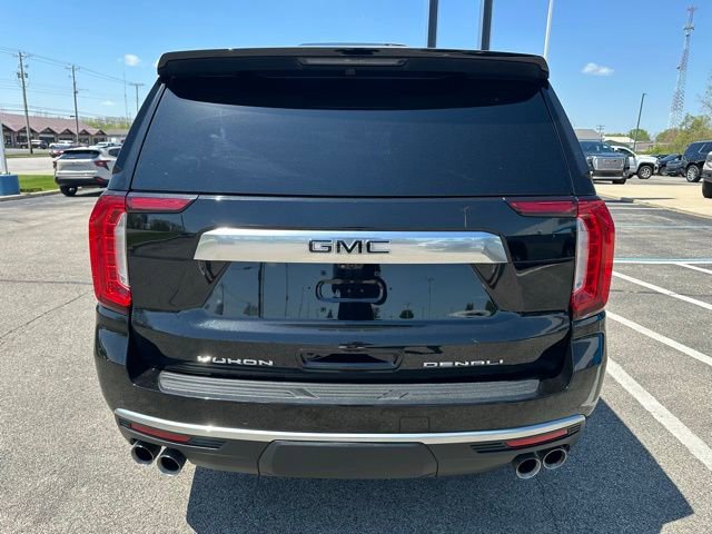 Used 2023 GMC Yukon XL Denali w/ Advanced Technology Package AWD/4WD image 17